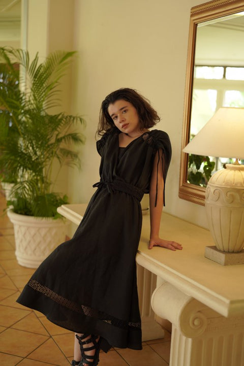 Gather shoulder onepiece