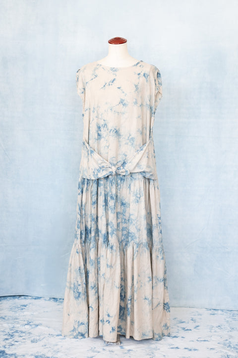 琉球藍 FRONT TIERD ONEPIECE (カラーリネン×TYE-DYE)