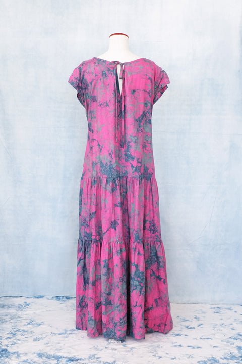 琉球藍 FRONT TIERD ONEPIECE (カラーリネン×TYE-DYE)
