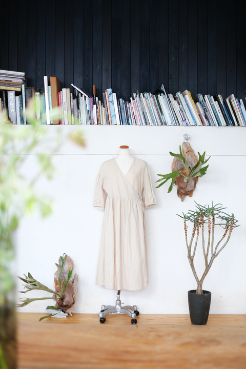 Puff sleeve onepiece