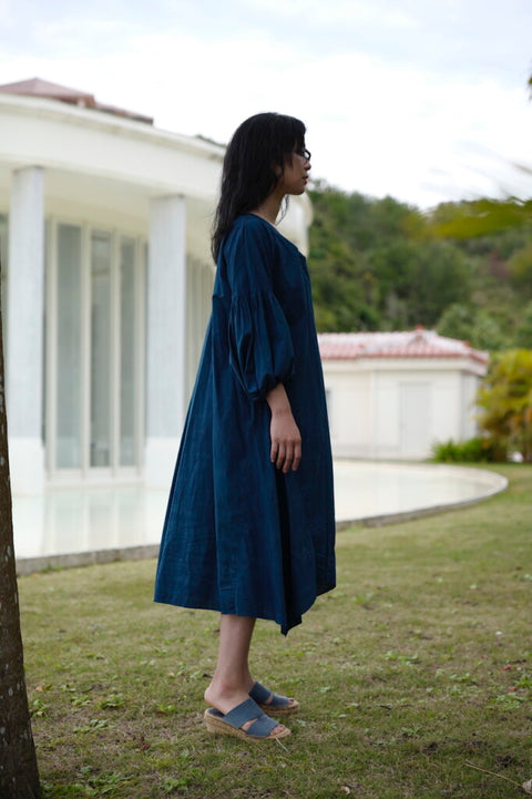 琉球藍 蝶ネクタイワンピース