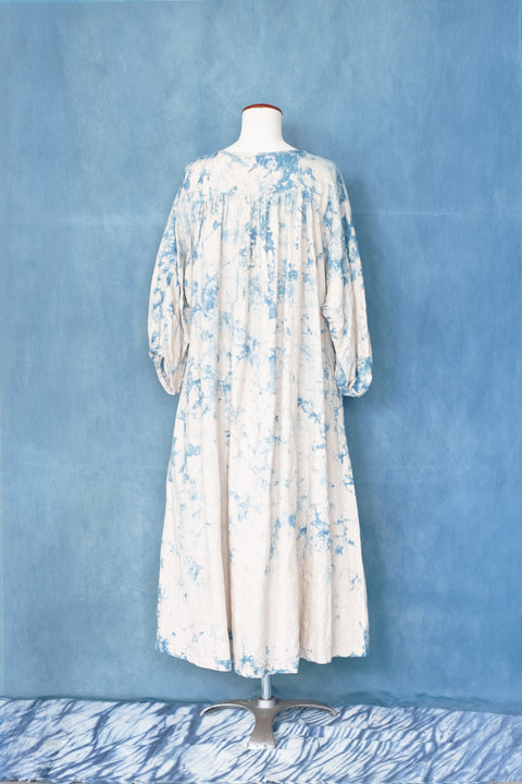 琉球藍 FLYFRONT ONEPIECE (カラーリネン×TYE-DYE)