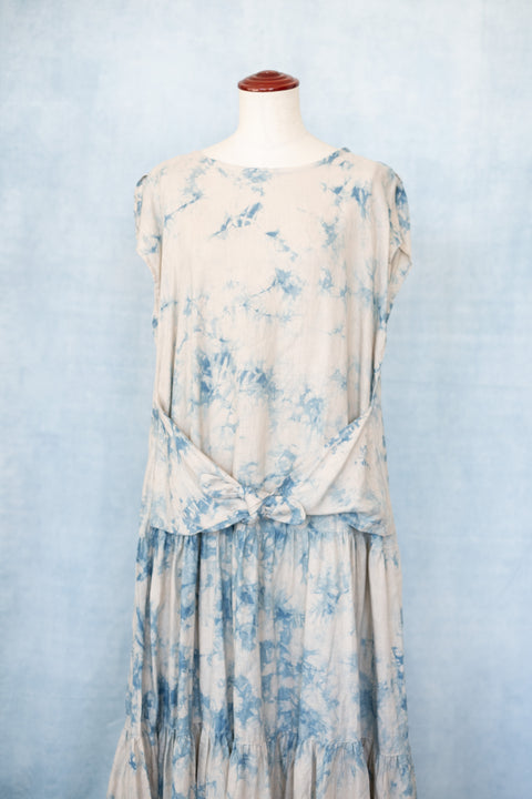 琉球藍 FRONT TIERD ONEPIECE (カラーリネン×TYE-DYE)