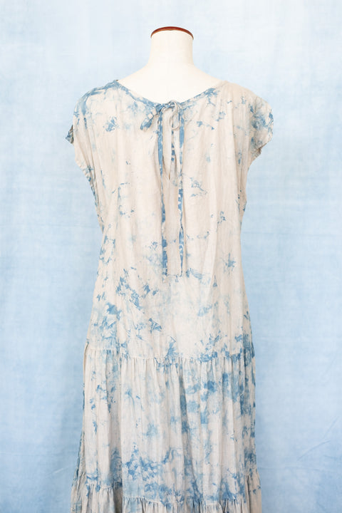琉球藍 FRONT TIERD ONEPIECE (カラーリネン×TYE-DYE)