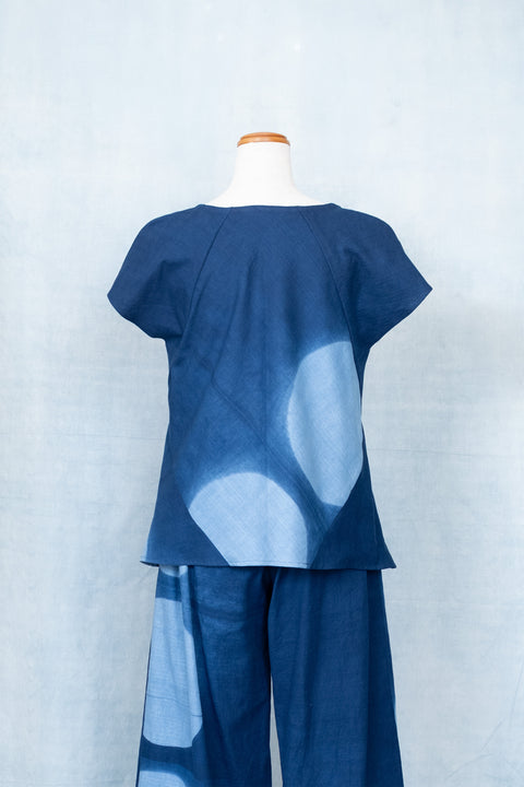 琉球藍 Trench Sleeve Tops (一部丸柄)
